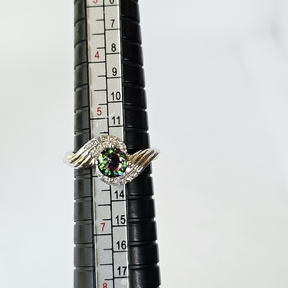 Sparkling Genuine Mystic Topaz Sterling Silver Ring. Size 6! - Picture 8 of 8